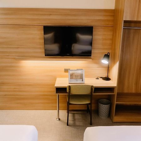 L' Meridian Suite Zamboanga Bagian luar foto