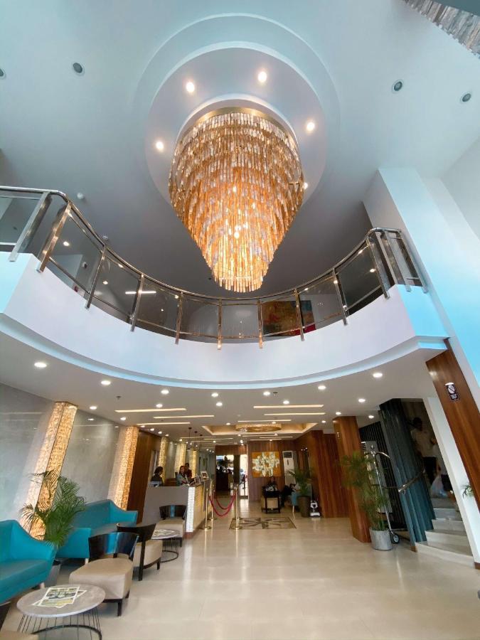 L' Meridian Suite Zamboanga Bagian luar foto