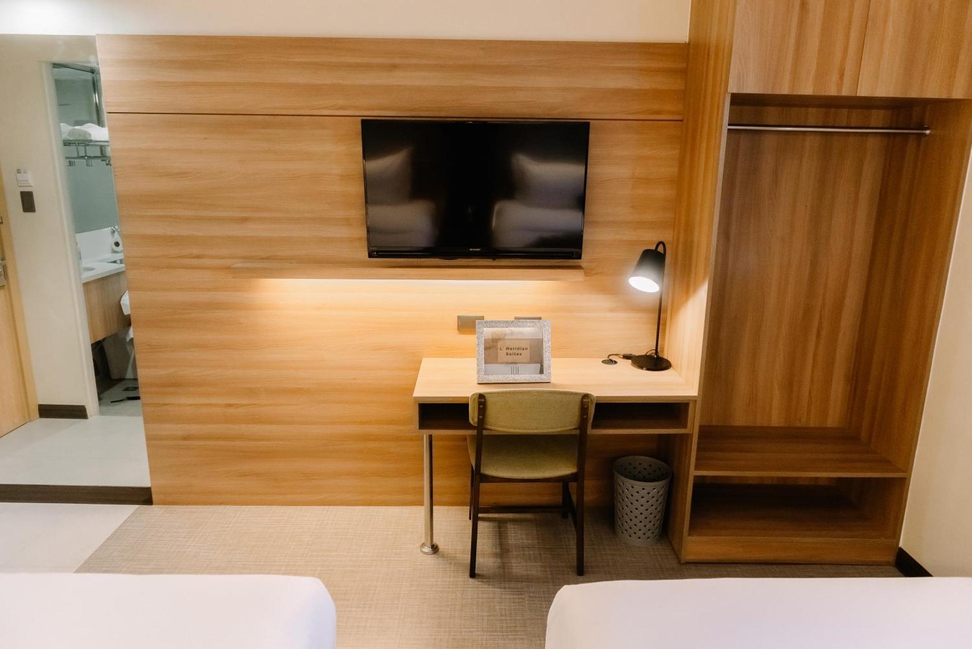 L' Meridian Suite Zamboanga Bagian luar foto